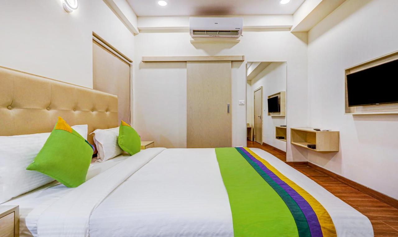 Treebo Galaxy Suites Mathikere Μπανγκαλόρ Εξωτερικό φωτογραφία
