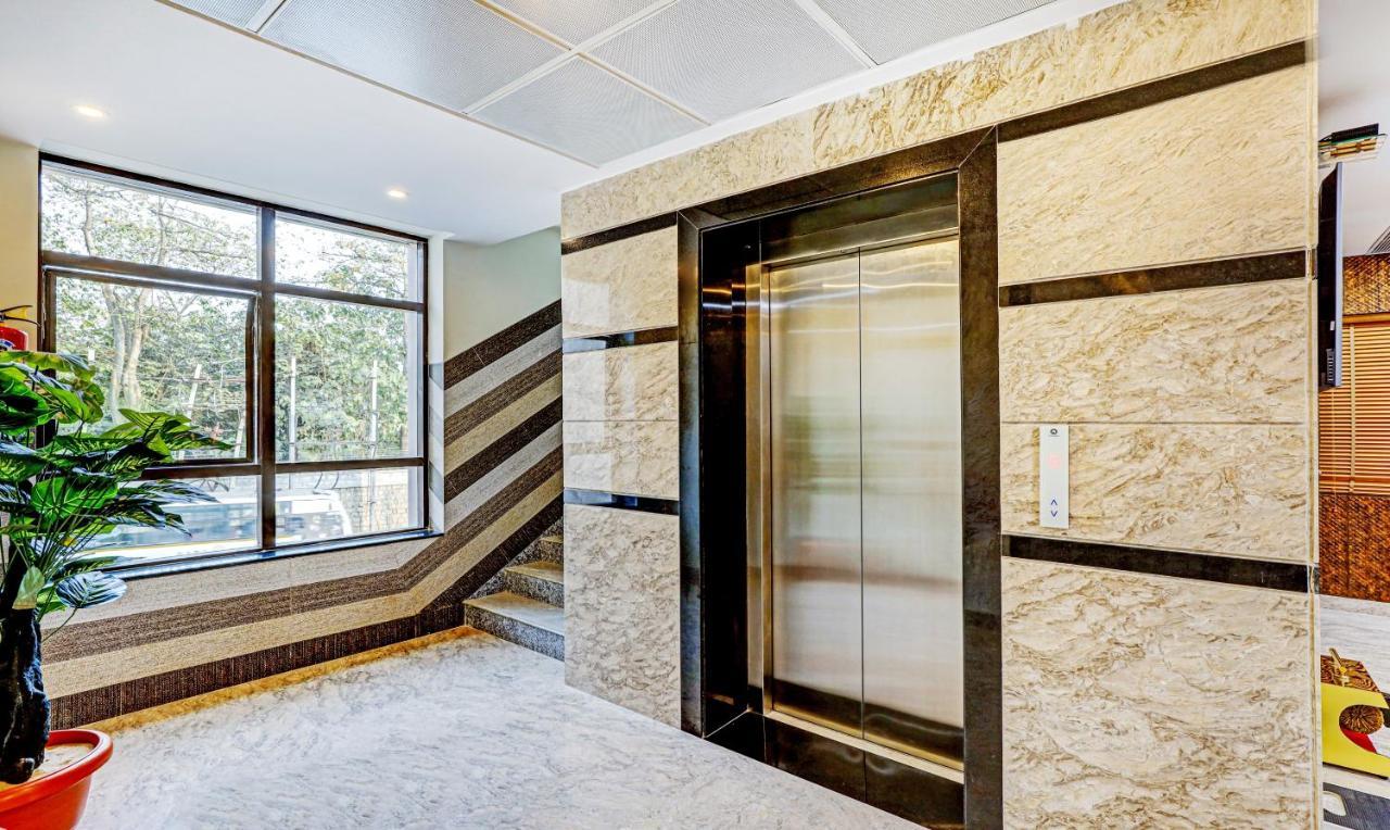 Treebo Galaxy Suites Mathikere Μπανγκαλόρ Εξωτερικό φωτογραφία