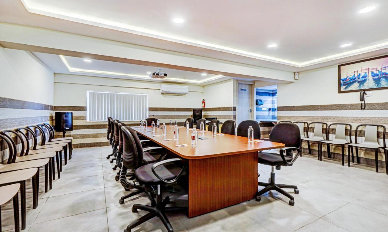 Treebo Galaxy Suites Mathikere Μπανγκαλόρ Εξωτερικό φωτογραφία