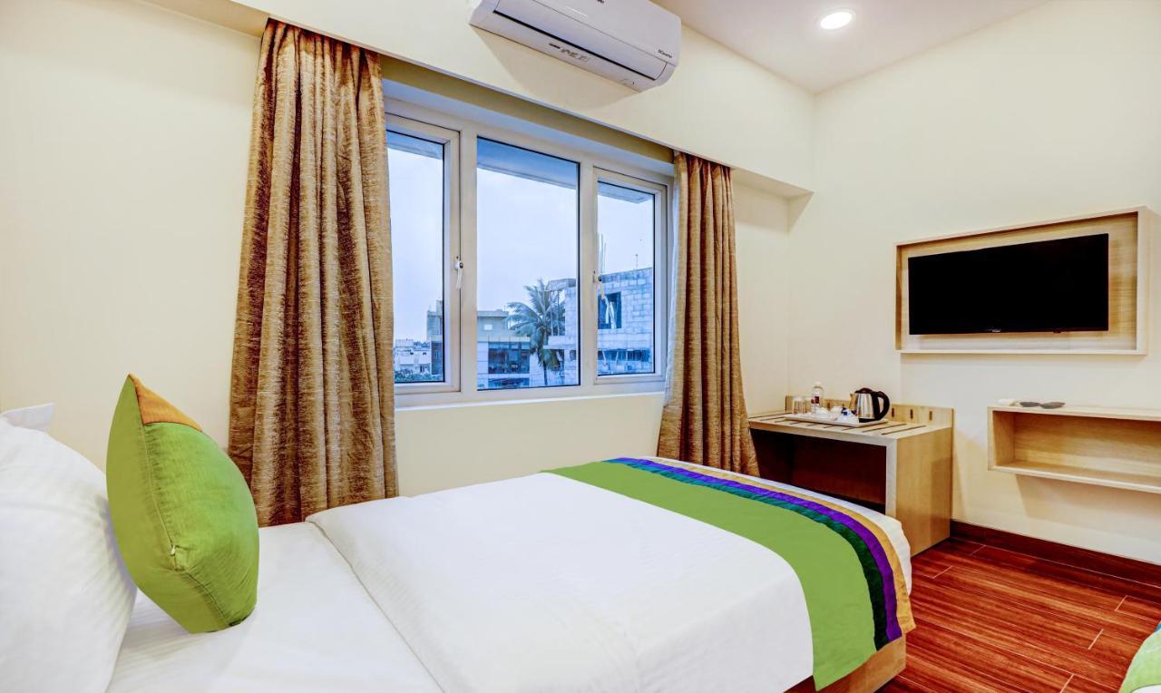 Treebo Galaxy Suites Mathikere Μπανγκαλόρ Εξωτερικό φωτογραφία